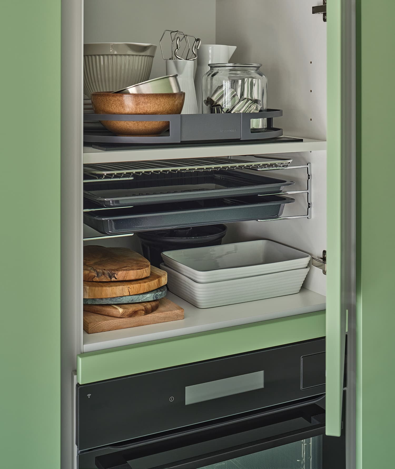 TurnMotion III - Vysoké skříně 2